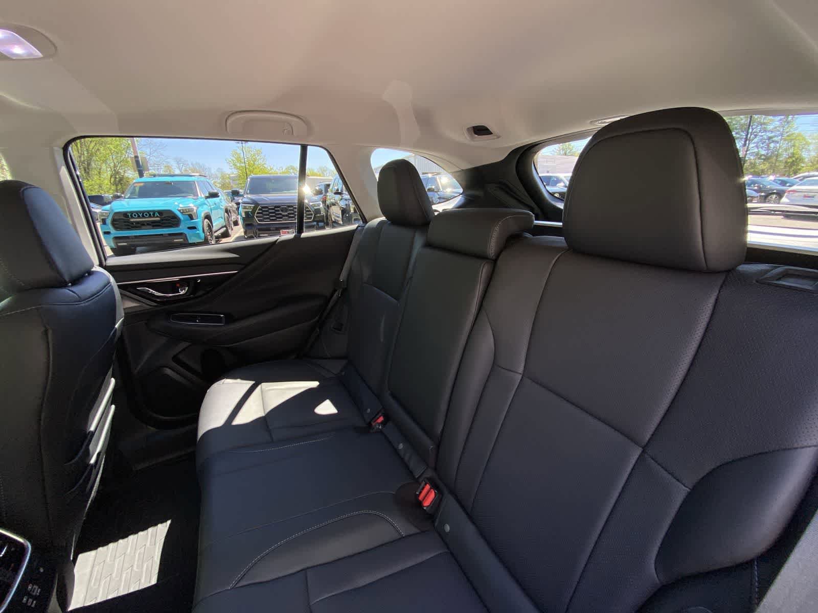 Used 2024 Subaru Outback Limited AWD/4WD image 23