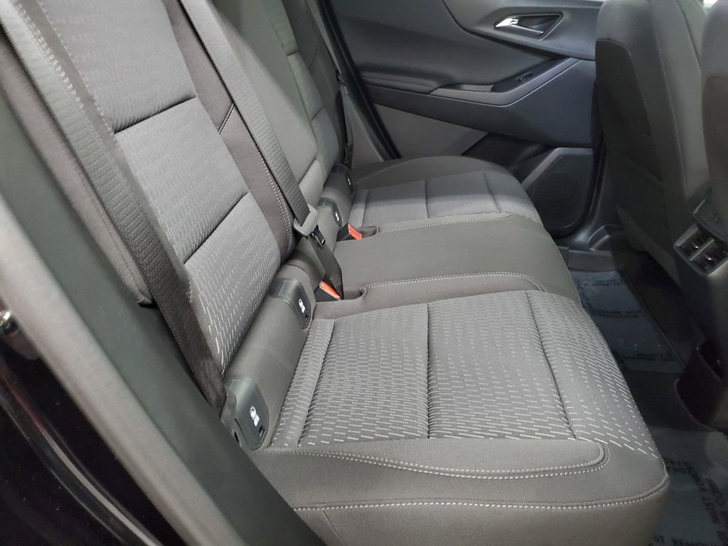 Used 2026 Chevrolet Equinox LT FWD image 22