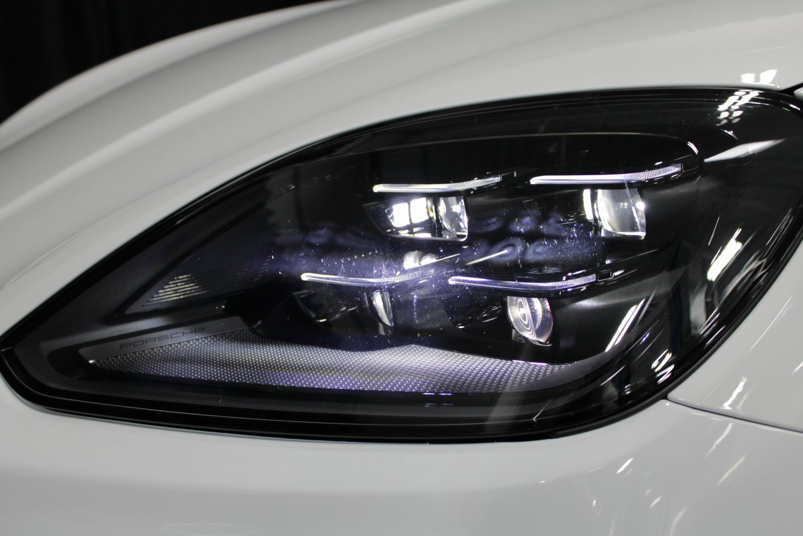 New 2025 Porsche Cayenne Turbo GT image 15