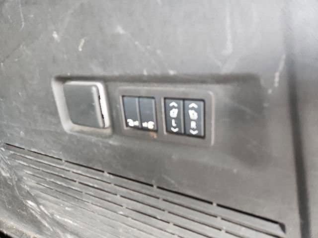 Certified 2024 Chevrolet Suburban RST w/ Luxury Package AWD/4WD image 40