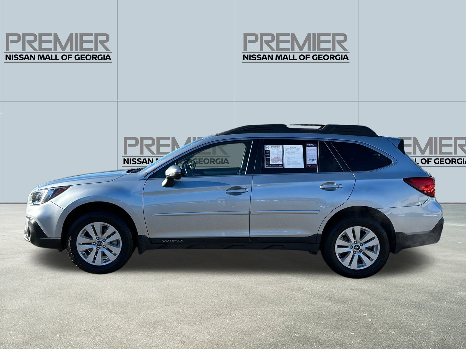 Used 2018 Subaru Outback 2.5i Premium image 8