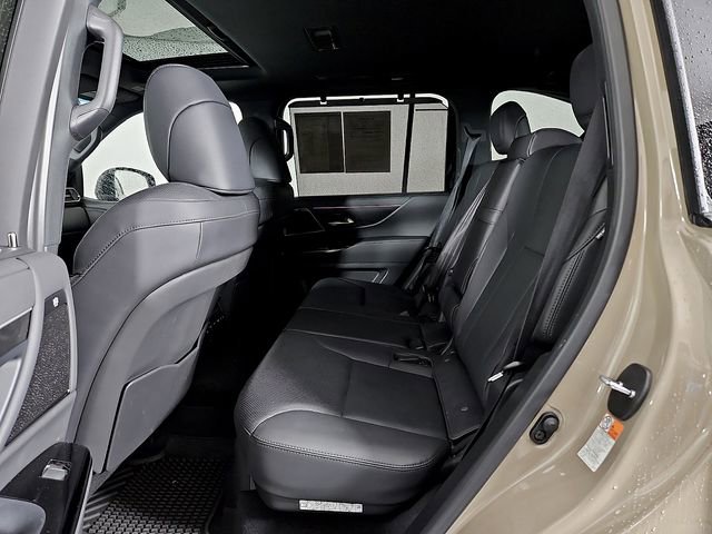 Used 2025 Lexus LX 700h Overtrail AWD/4WD image 12