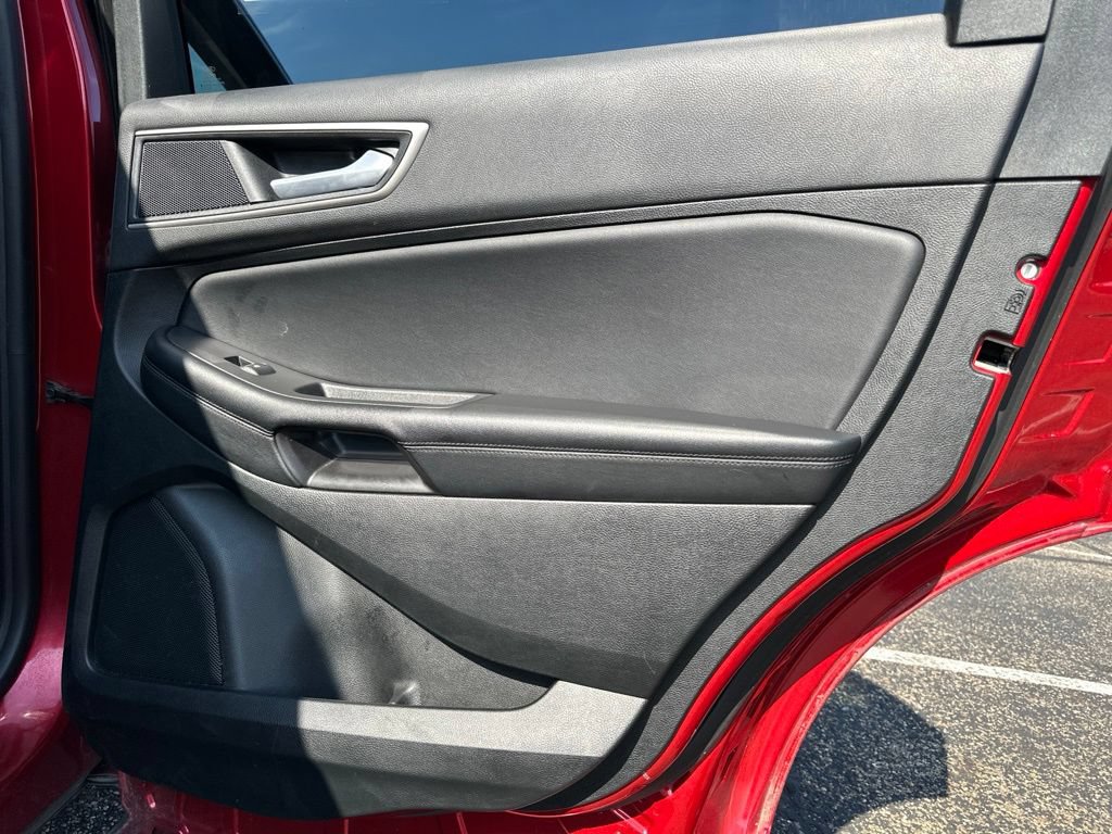 Used 2023 Ford Edge SEL AWD/4WD image 24