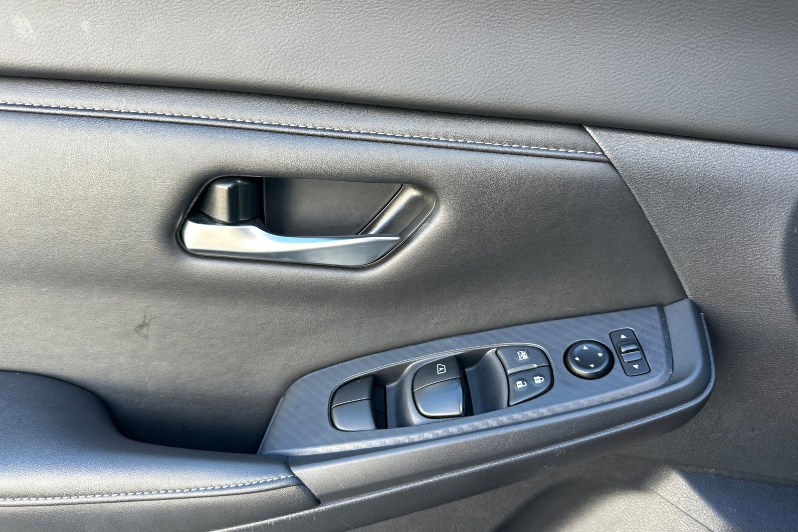 Certified 2025 Nissan Sentra SV w/ All-Weather Package image 11