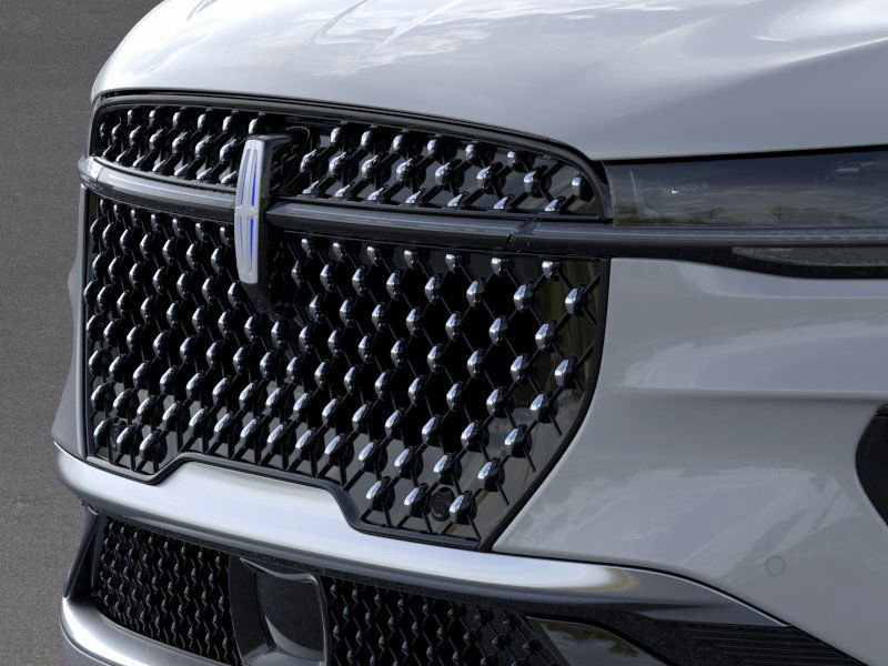 New 2026 Lincoln Nautilus Reserve image 17