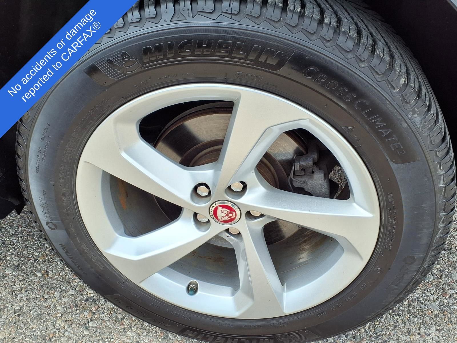 Used 2019 Jaguar F-PACE Premium image 10