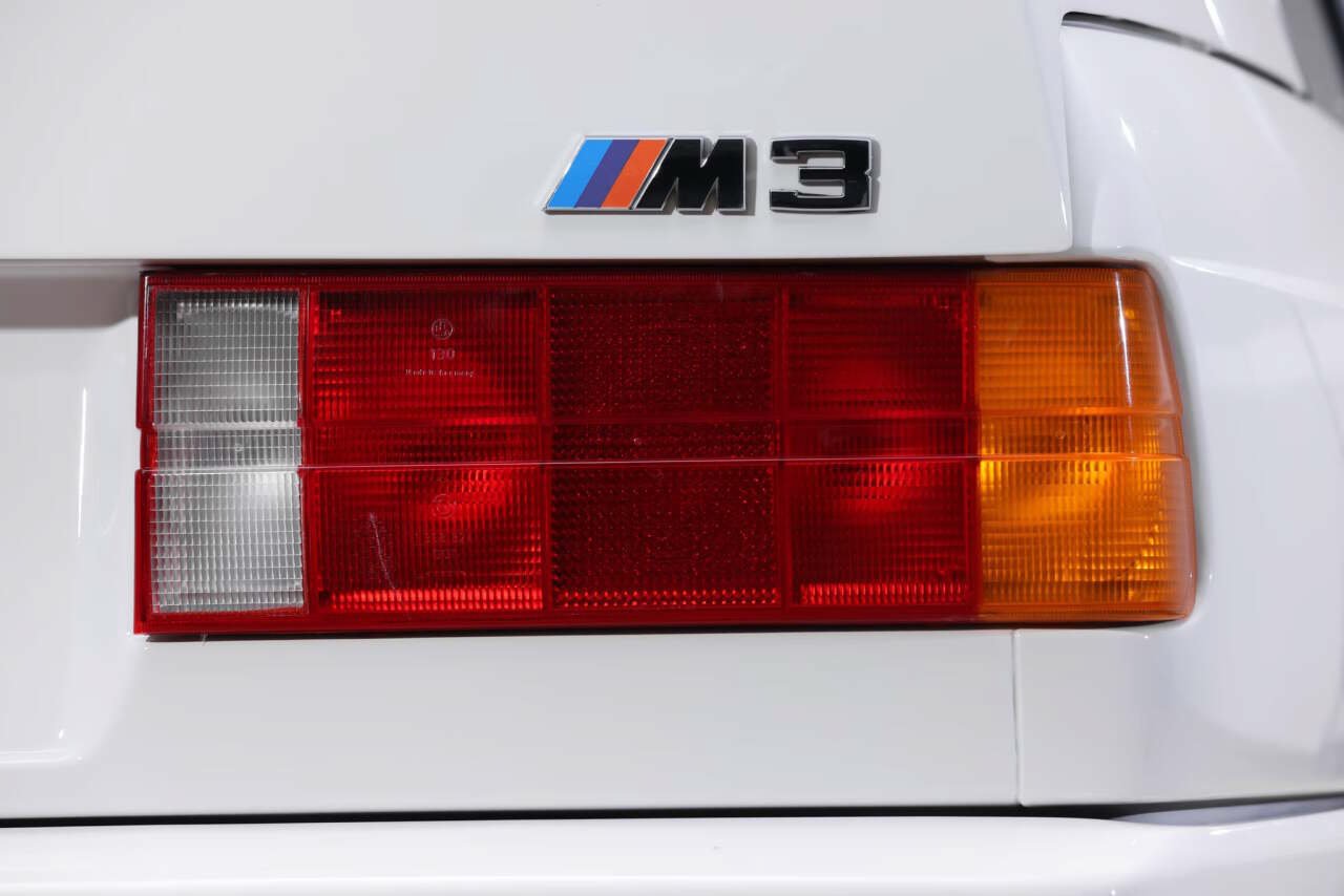 Used 1988 BMW M3 Coupe RWD image 24