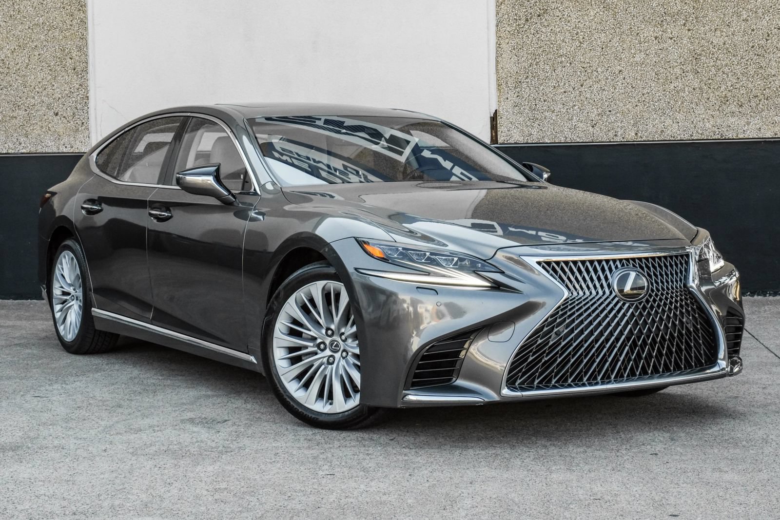Used 2018 Lexus LS 500 AWD w/ Interior Upgrade Package image 8