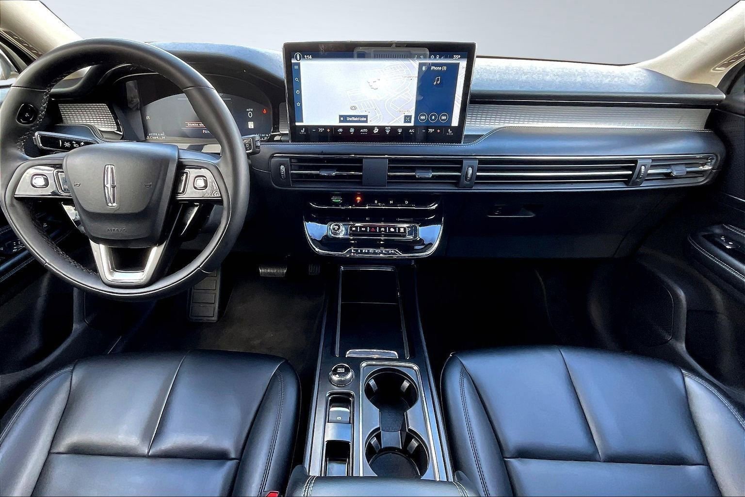 Used 2023 Lincoln Corsair AWD image 19