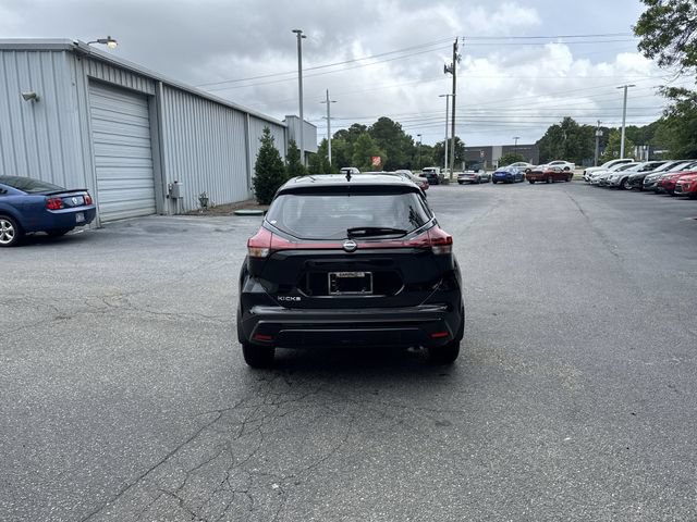 New 2025 Nissan Kicks Play S FWD image 6