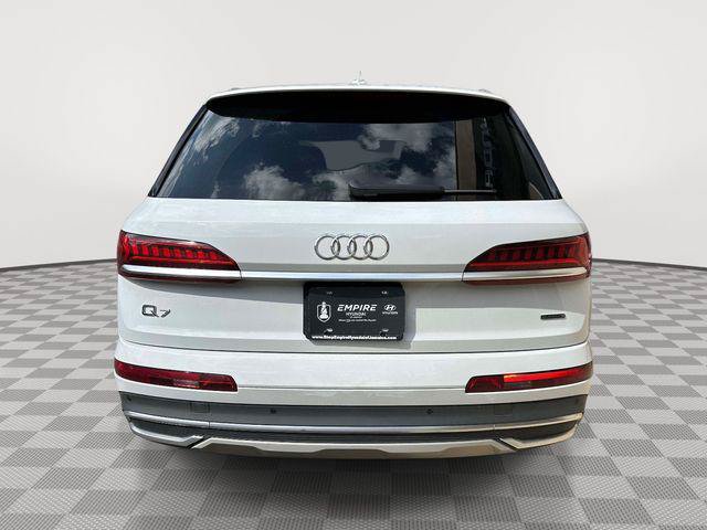 Used 2022 Audi Q7 3.0T Premium Plus w/ Premium Plus Package AWD/4WD image 3