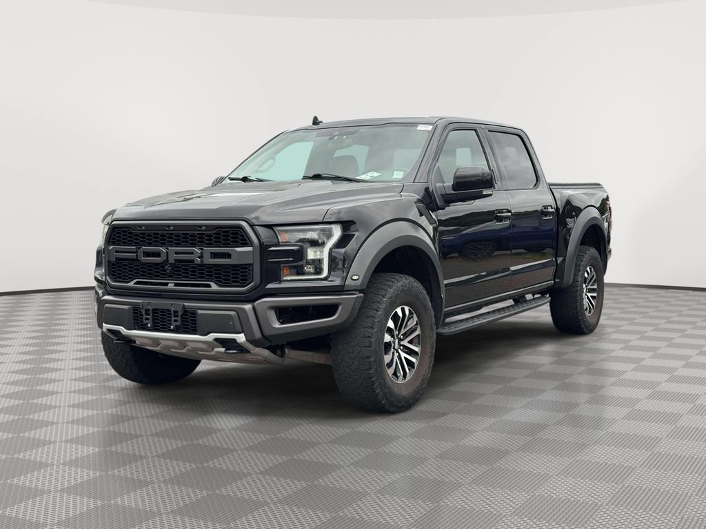 Used 2019 Ford F150 Raptor w/ Equipment Group 802A Luxury AWD/4WD image 3