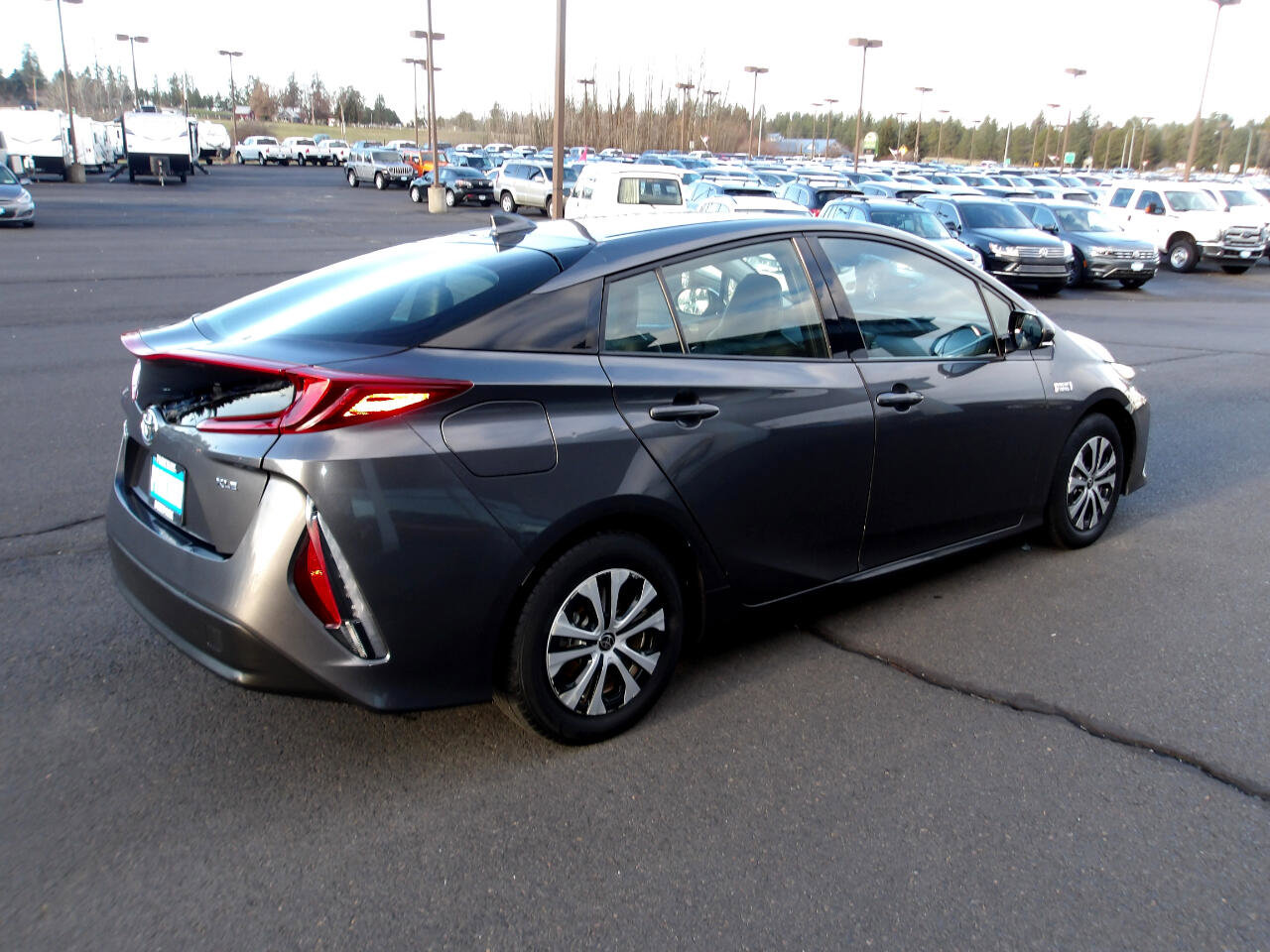 Used 2020 Toyota Prius Prime XLE image 5