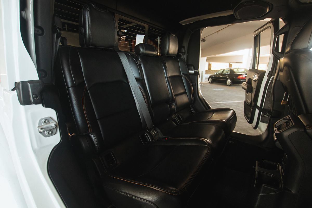 Used 2023 Jeep Gladiator Mojave w/ Cold Weather Group AWD/4WD image 34