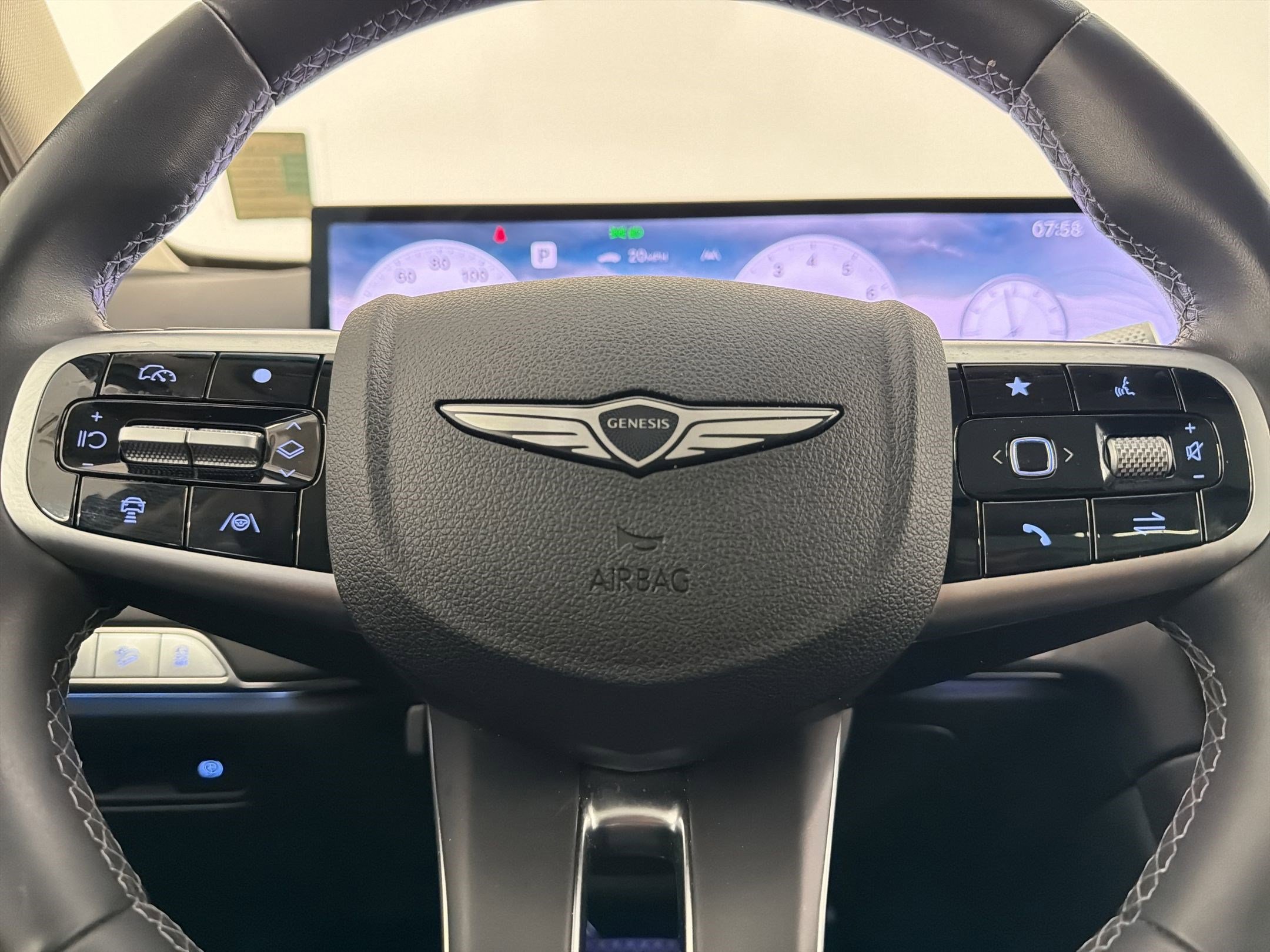 Used 2025 Genesis GV80 2.5T Prestige image 15