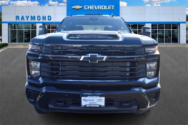 New 2026 Chevrolet Silverado 2500 Custom w/ Custom Value Package image 9