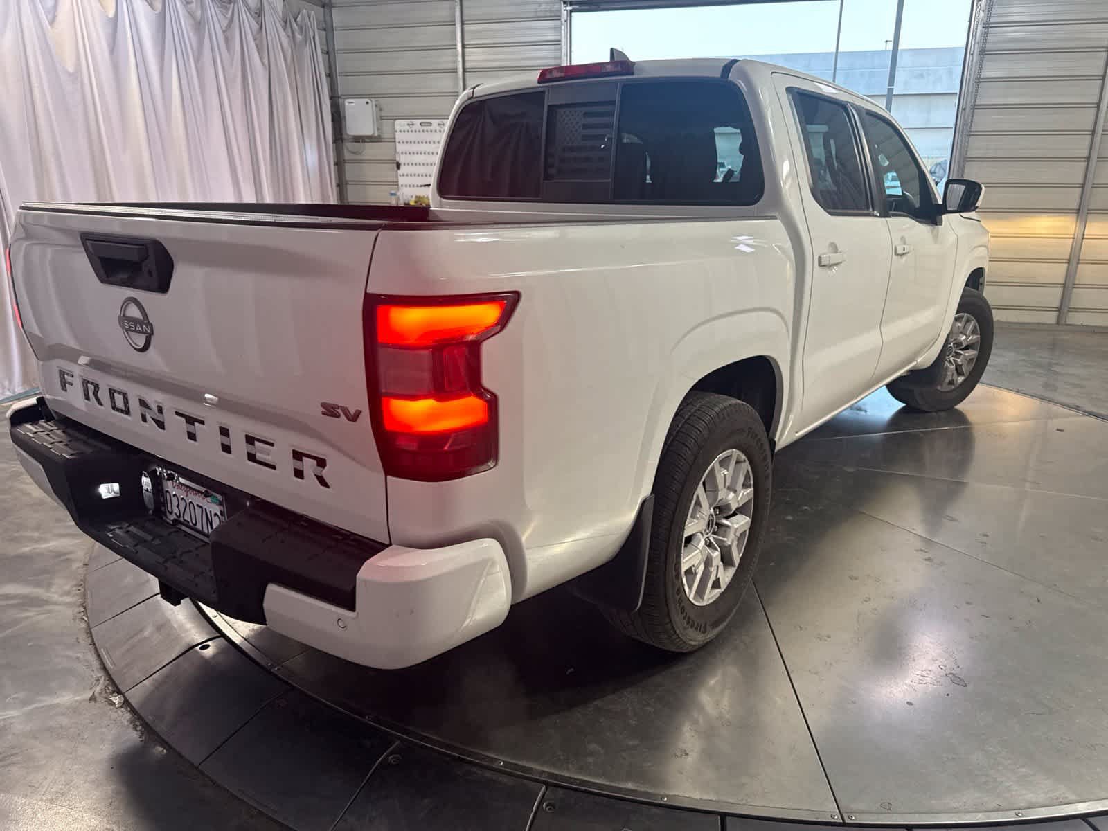 Used 2022 Nissan Frontier SV RWD image 5