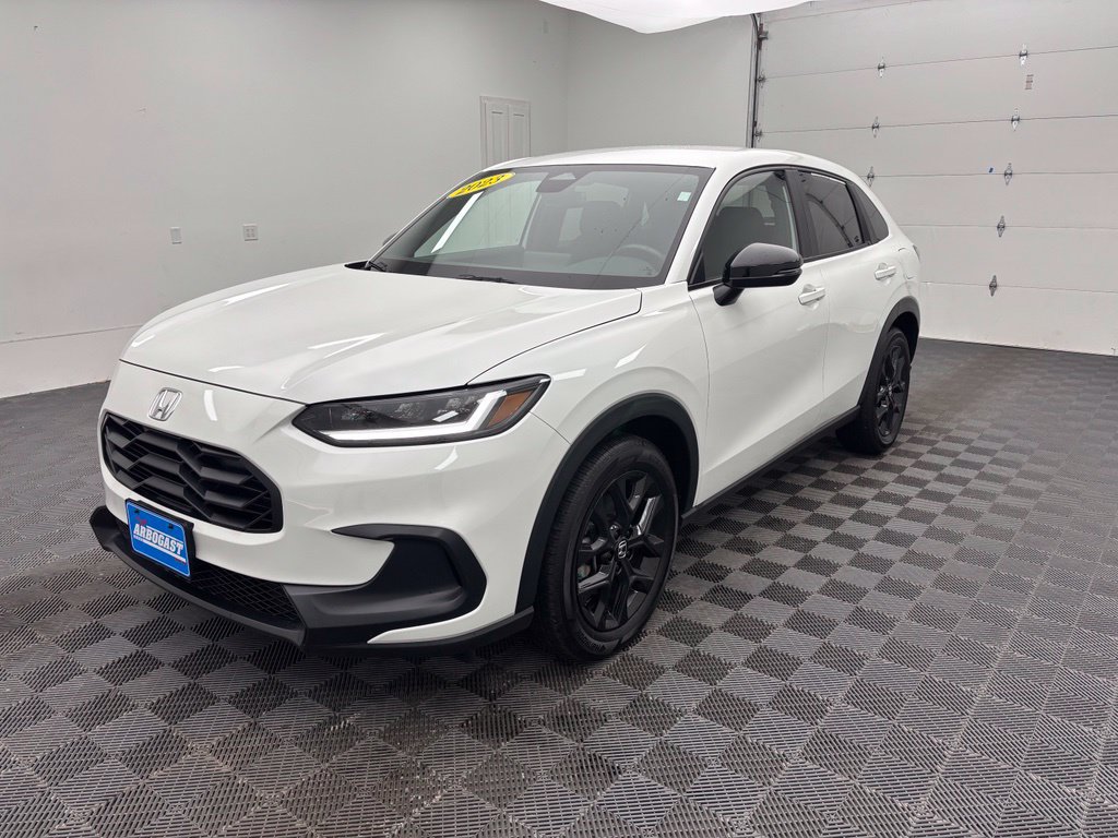 Used 2023 Honda HR-V Sport image 13