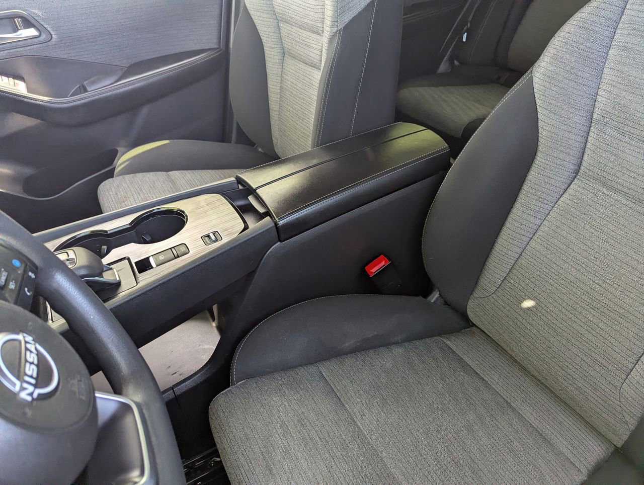 Certified 2023 Nissan Rogue SV image 14