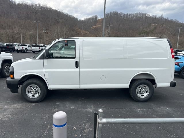 New 2026 Chevrolet Express 2500 w/ Driver Convenience Package RWD image 5