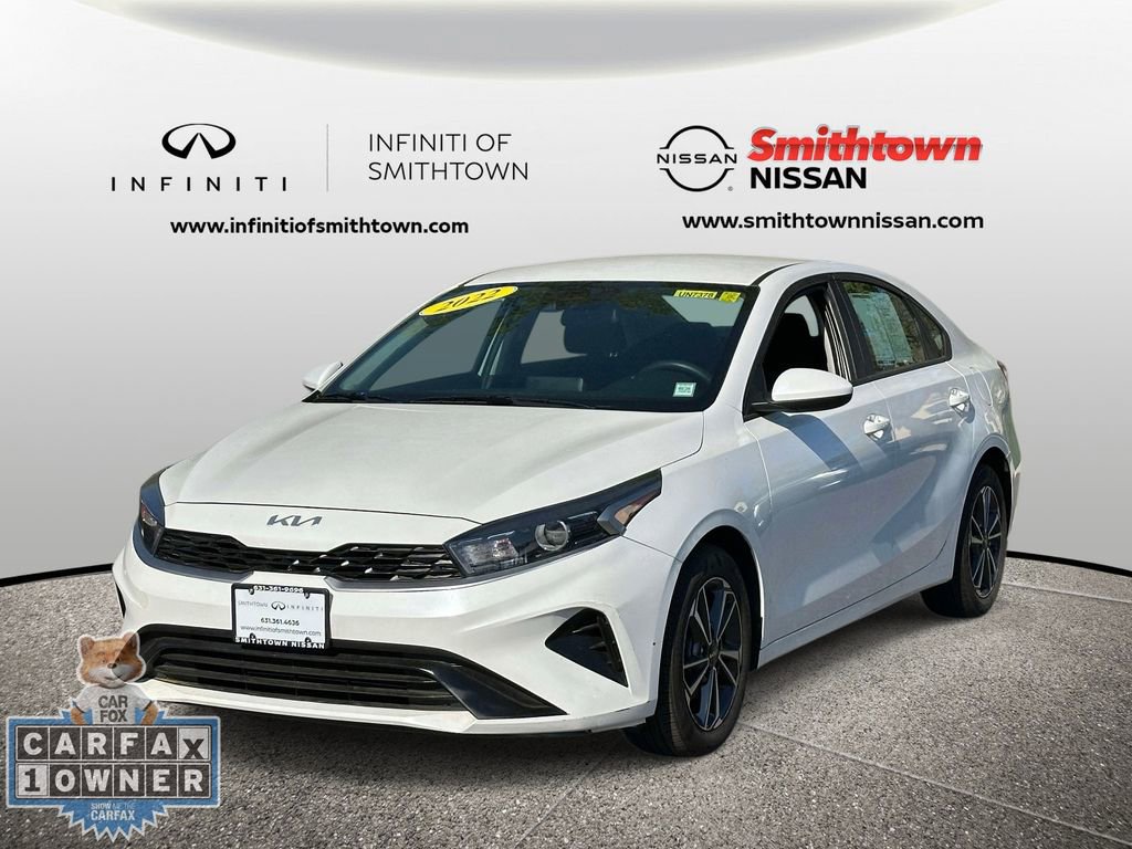 Used 2022 Kia Forte LXS FWD image 3