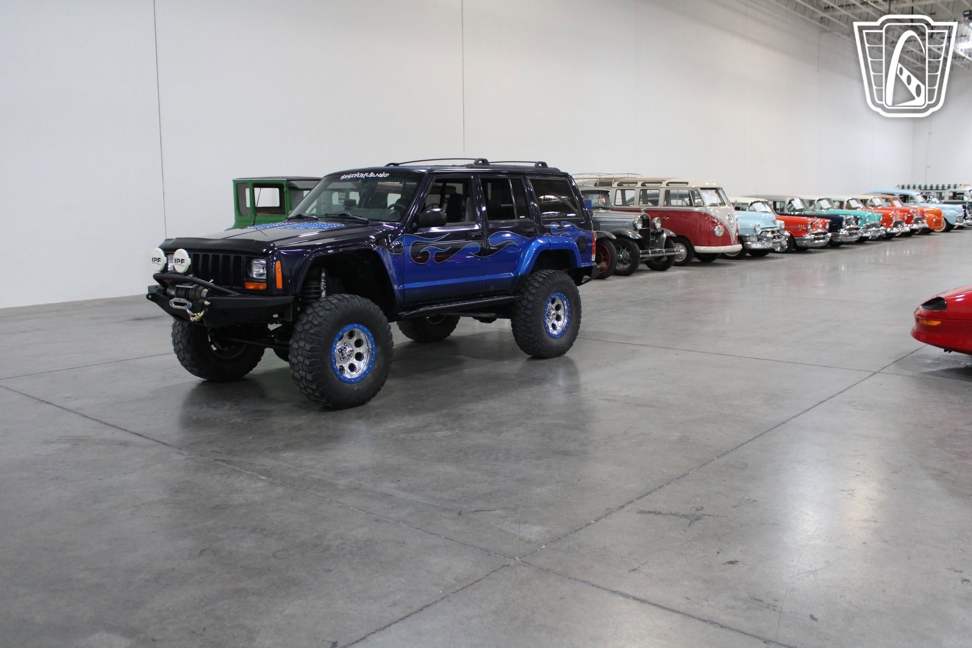 Used 1999 Jeep Cherokee Classic image 2