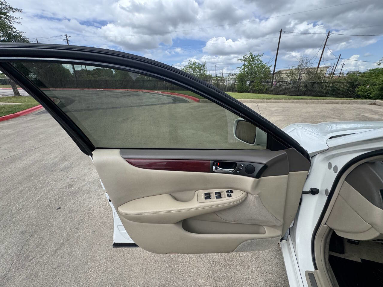 Used 2002 Lexus ES 330 image 21