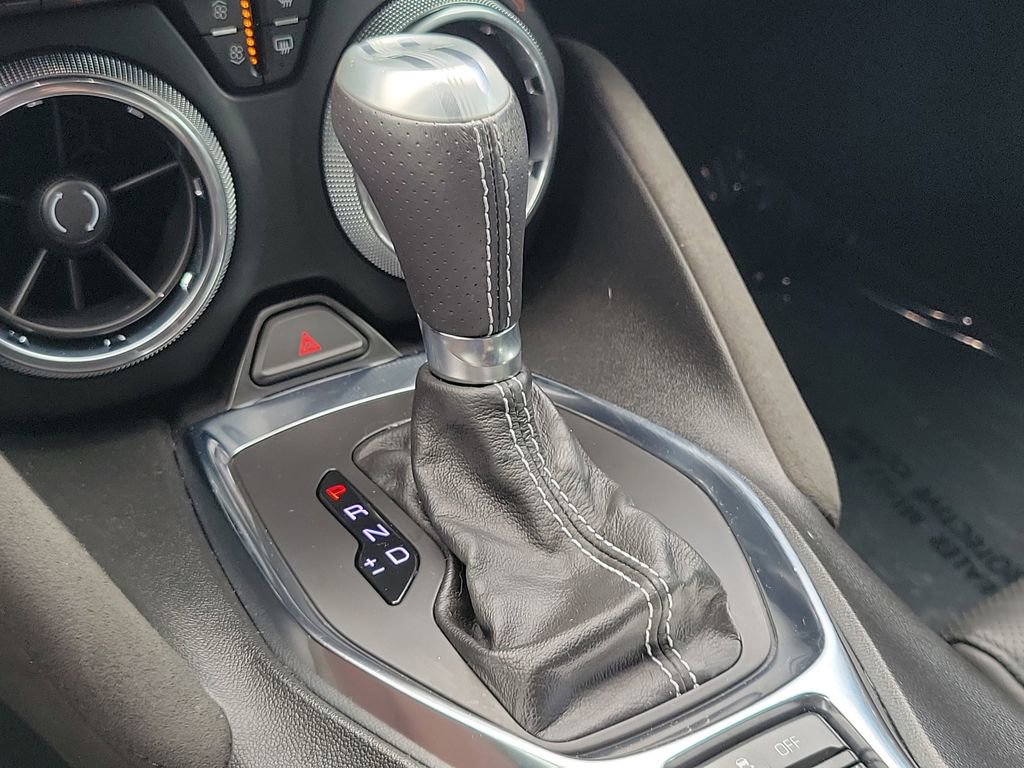 Used 2023 Chevrolet Camaro LT RWD image 27