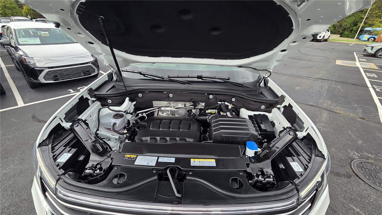 Certified 2026 Volkswagen Atlas SE AWD/4WD image 10