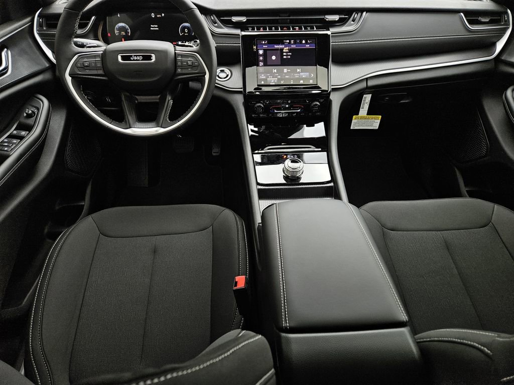 New 2026 Jeep Grand Cherokee Laredo X AWD/4WD image 11