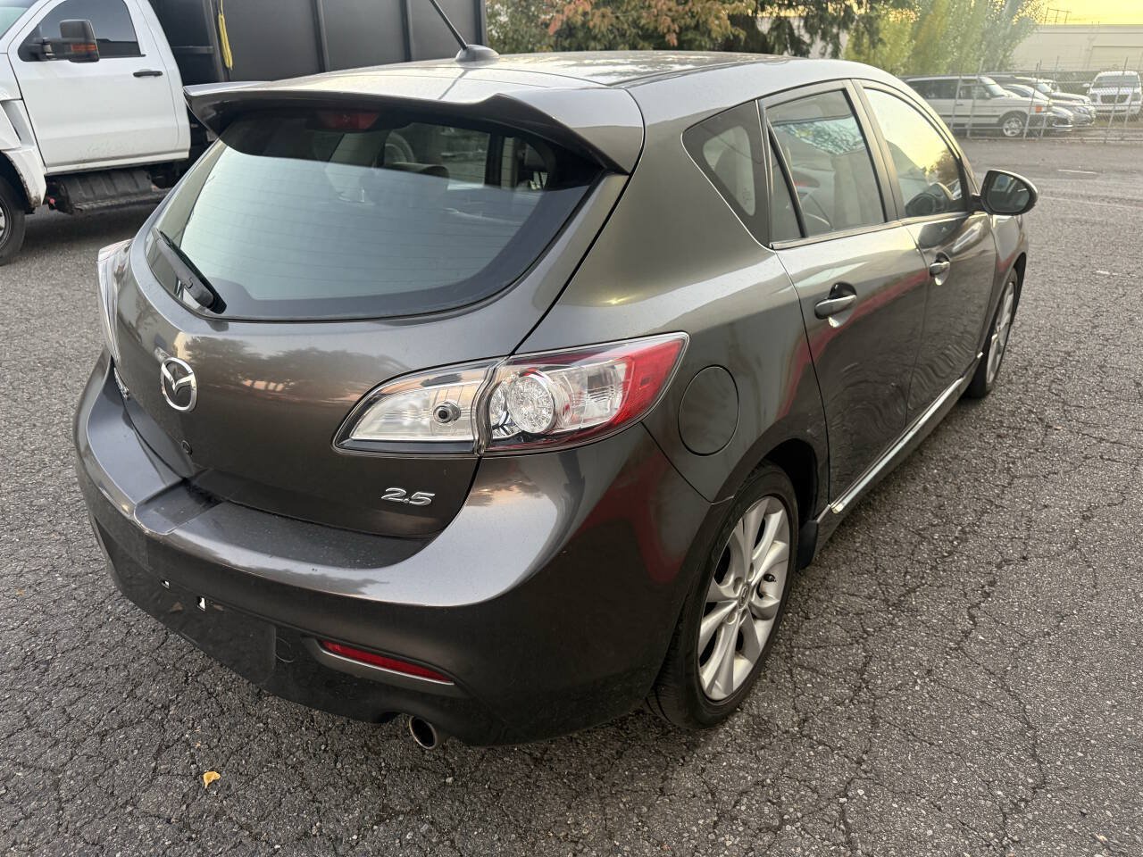Used 2011 MAZDA MAZDA3 s Grand Touring w/ Tech Pkg FWD image 7