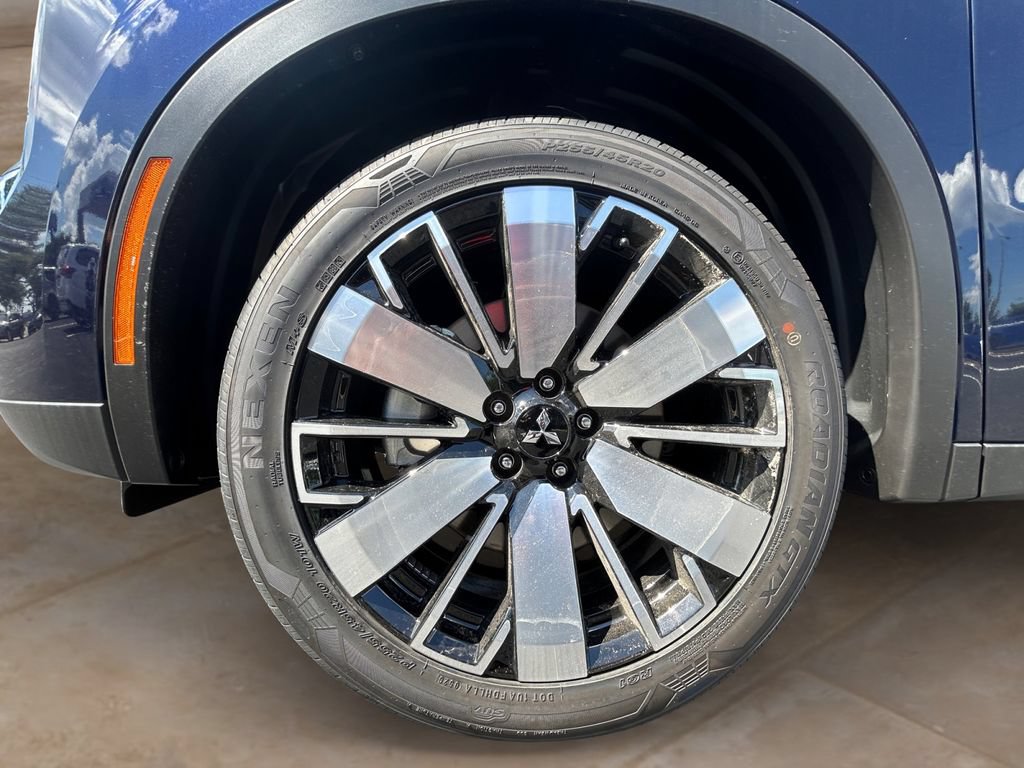 New 2026 Mitsubishi Outlander SE FWD image 14