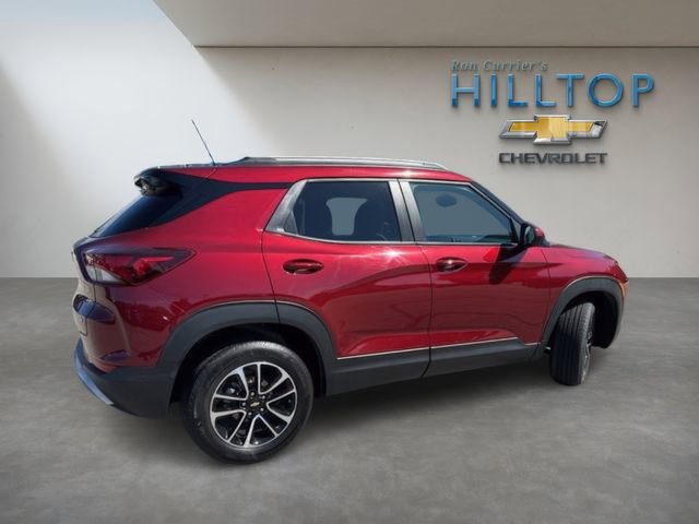 Used 2025 Chevrolet TrailBlazer LT AWD/4WD image 5
