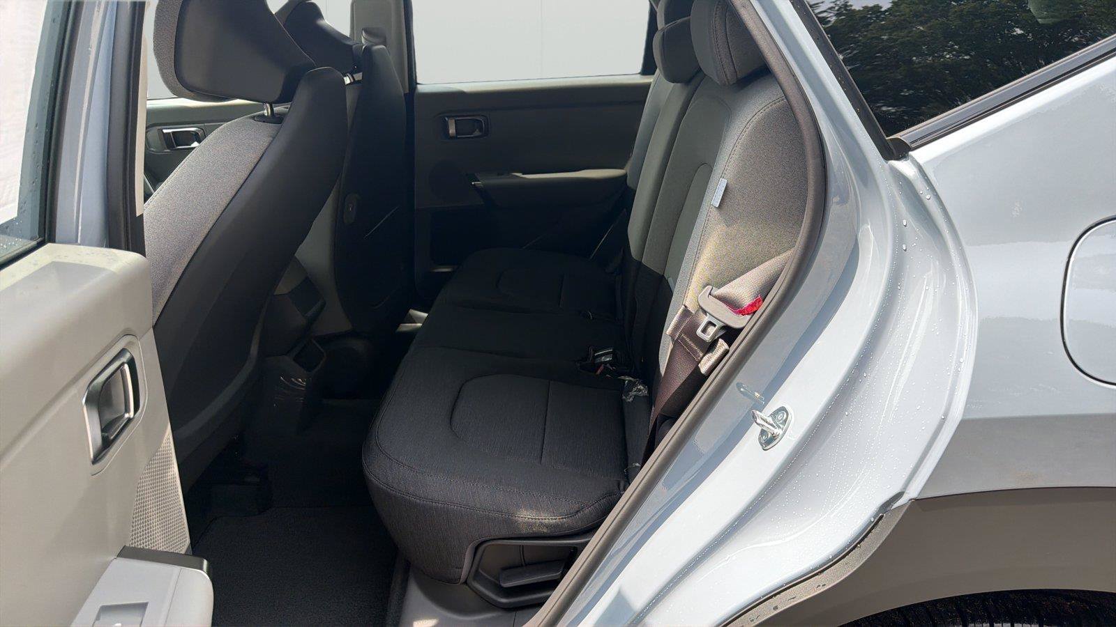 New 2027 Kia Seltos S FWD image 11