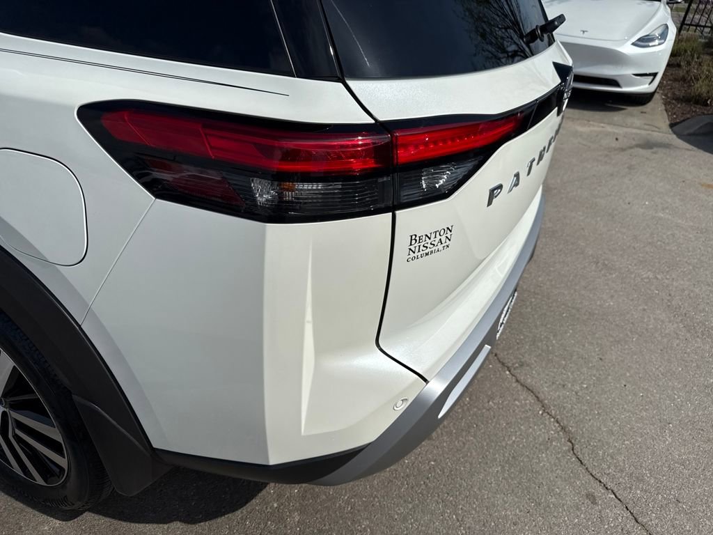 Certified 2024 Nissan Pathfinder Platinum w/ Cargo Package image 36