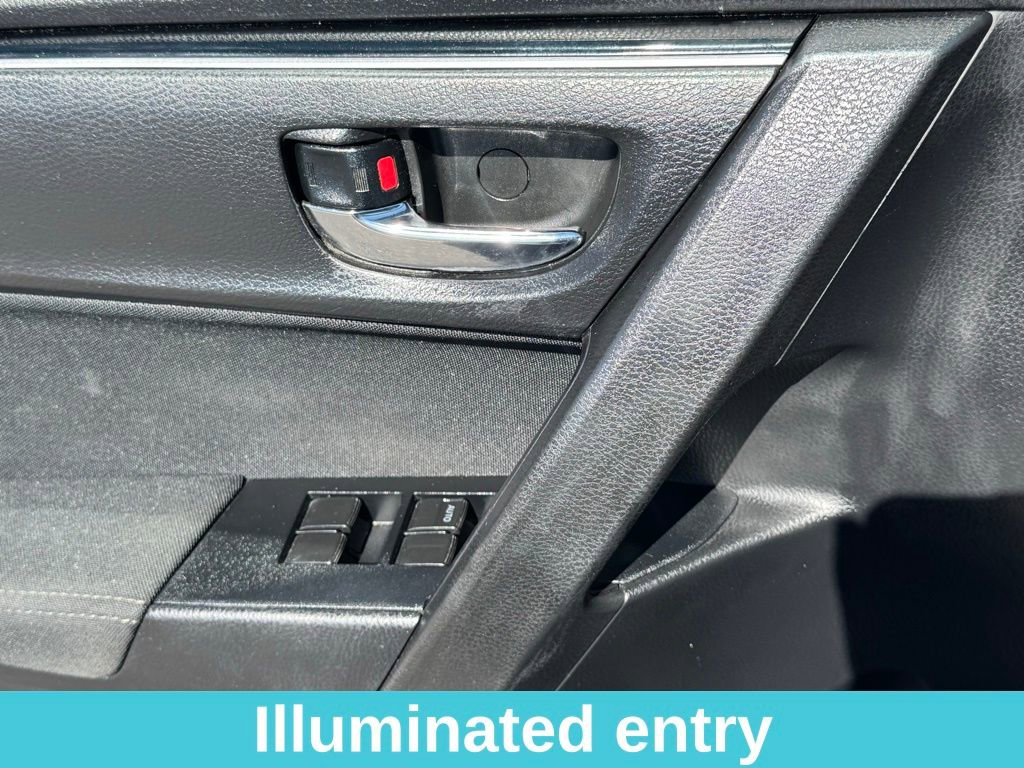 Used 2017 Toyota Corolla LE image 20