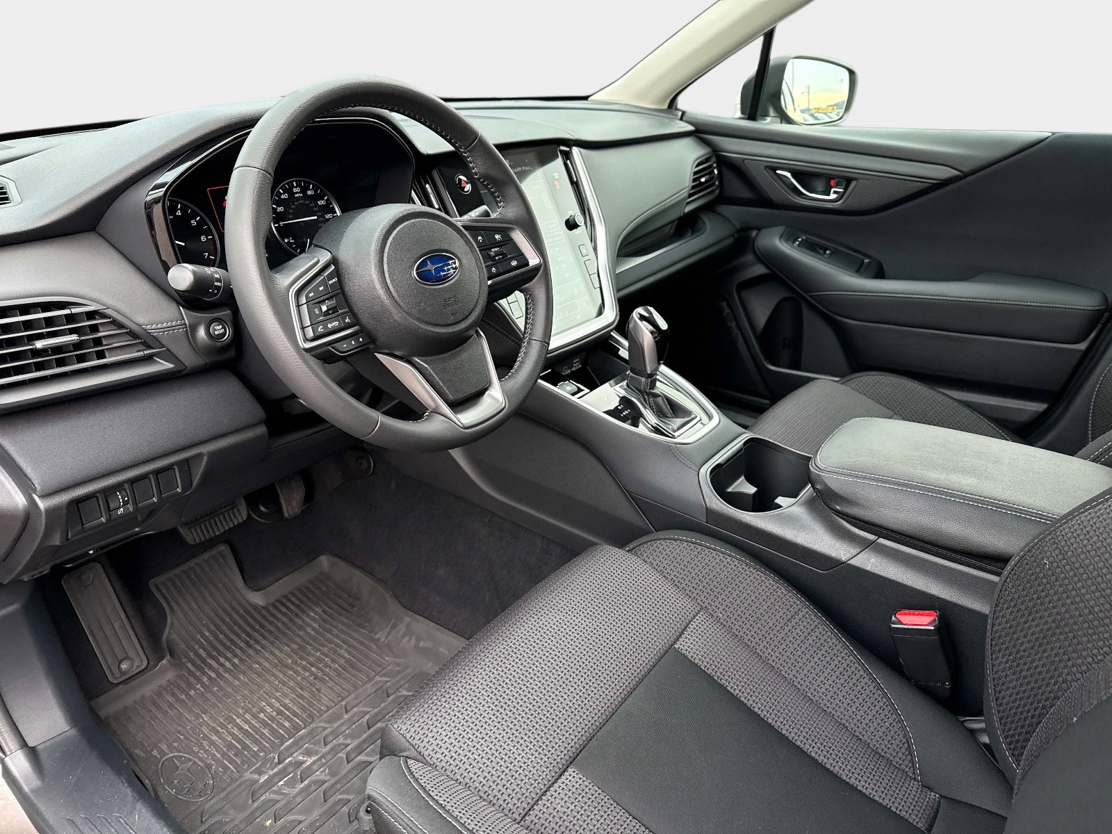 Used 2024 Subaru Outback Premium w/ Popular Package #1A image 32