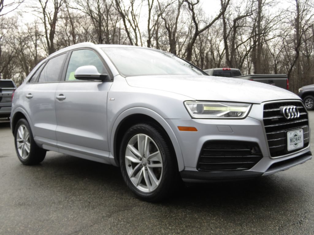 Used 2018 Audi Q3 2.0T Premium w/ Convenience Package AWD/4WD image 3