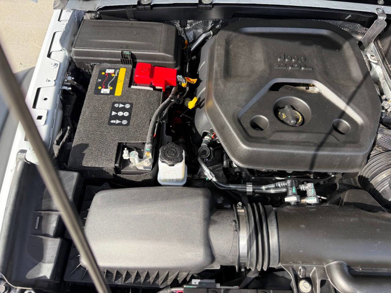 Used 2025 Jeep Wrangler Unlimited Sport S 4xe image 13