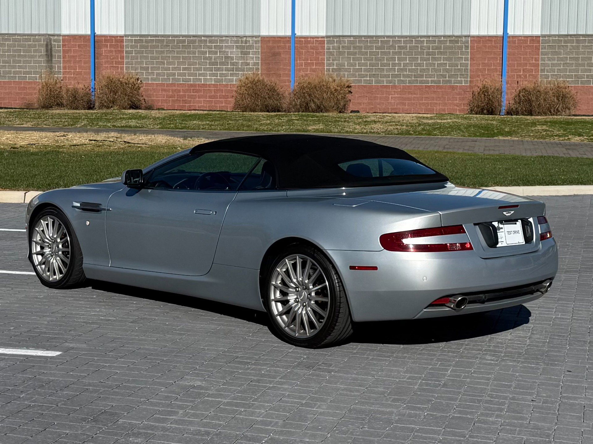 Used 2006 Aston Martin DB9 Volante image 4