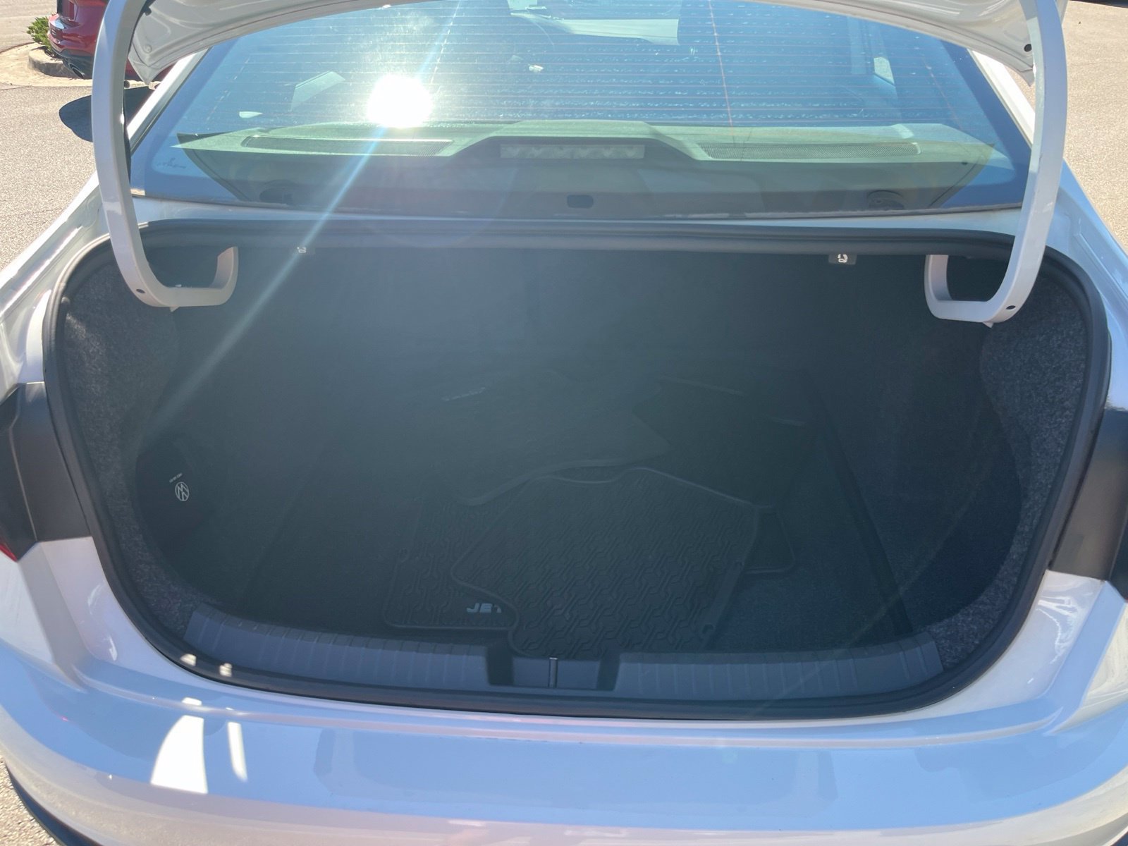 Certified 2023 Volkswagen Jetta Sport FWD image 29