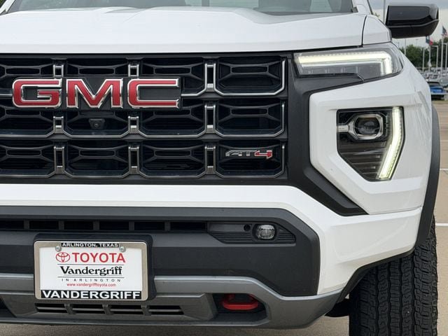 Used 2023 GMC Canyon AT4 w/ AT4 Premium Package AWD/4WD image 9