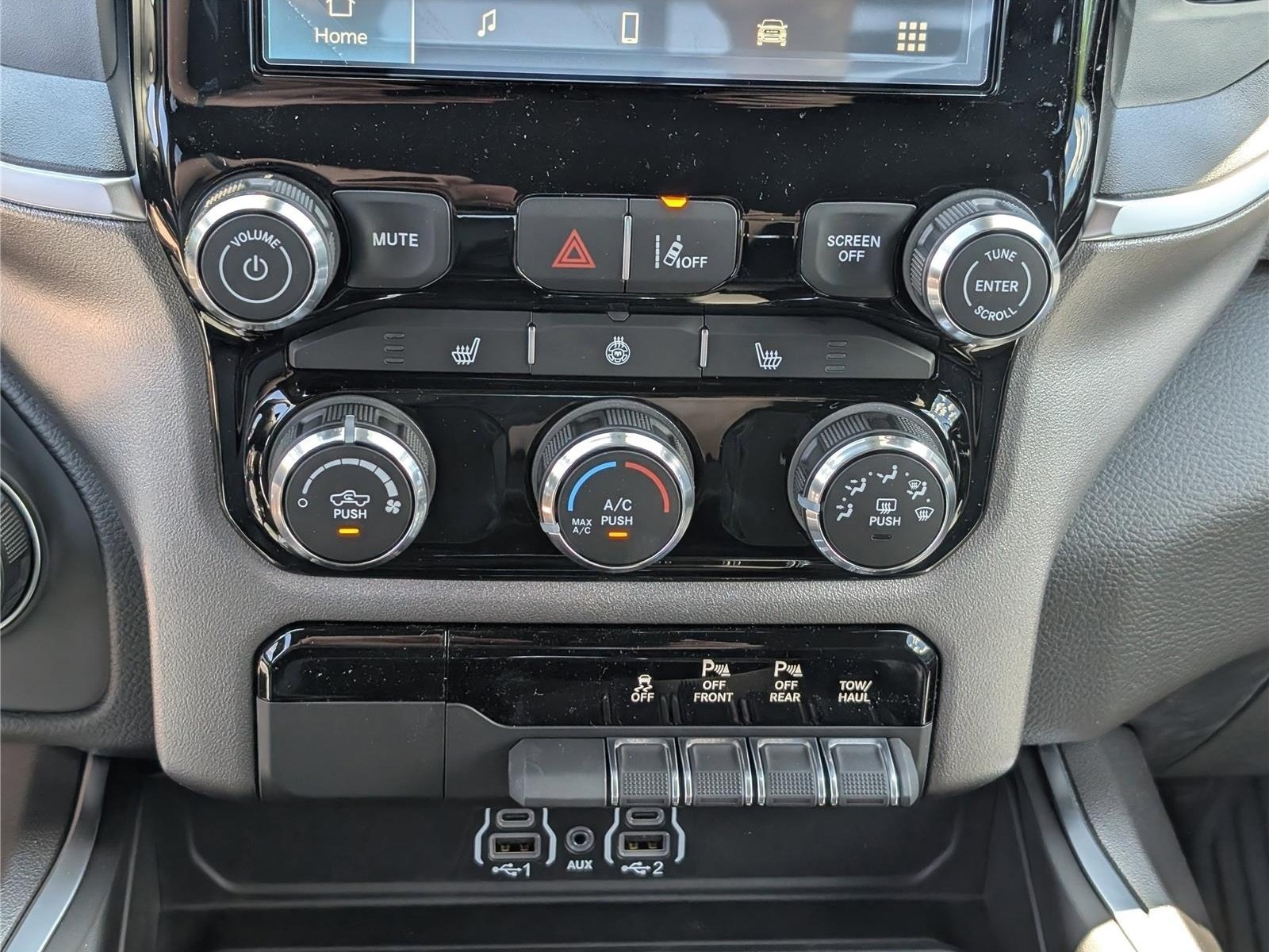 New 2026 RAM 1500 Big Horn AWD/4WD image 22