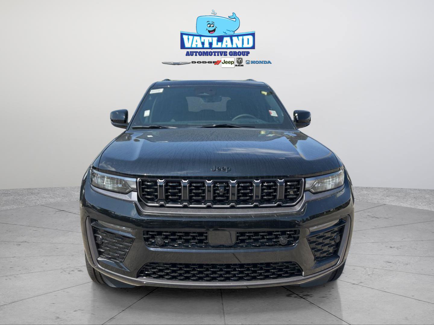 New 2026 Jeep Grand Cherokee Limited Reserve image 8