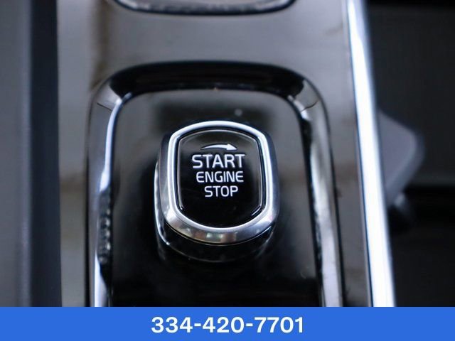 New 2024 Volvo XC60 T8 Plus w/ Climate Package image 4