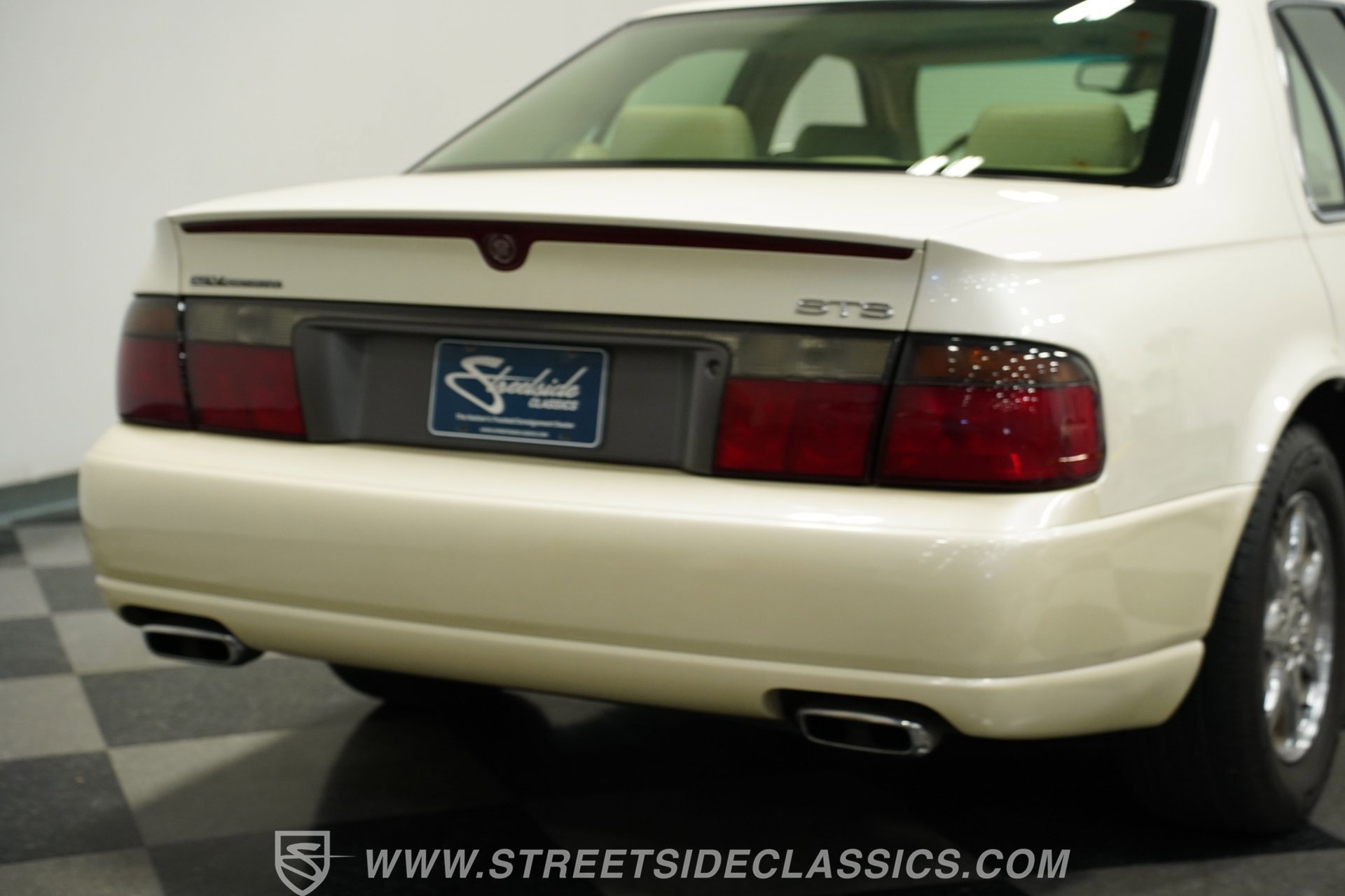 Used 1998 Cadillac Seville STS w/ Heated Seats Pkg image 24