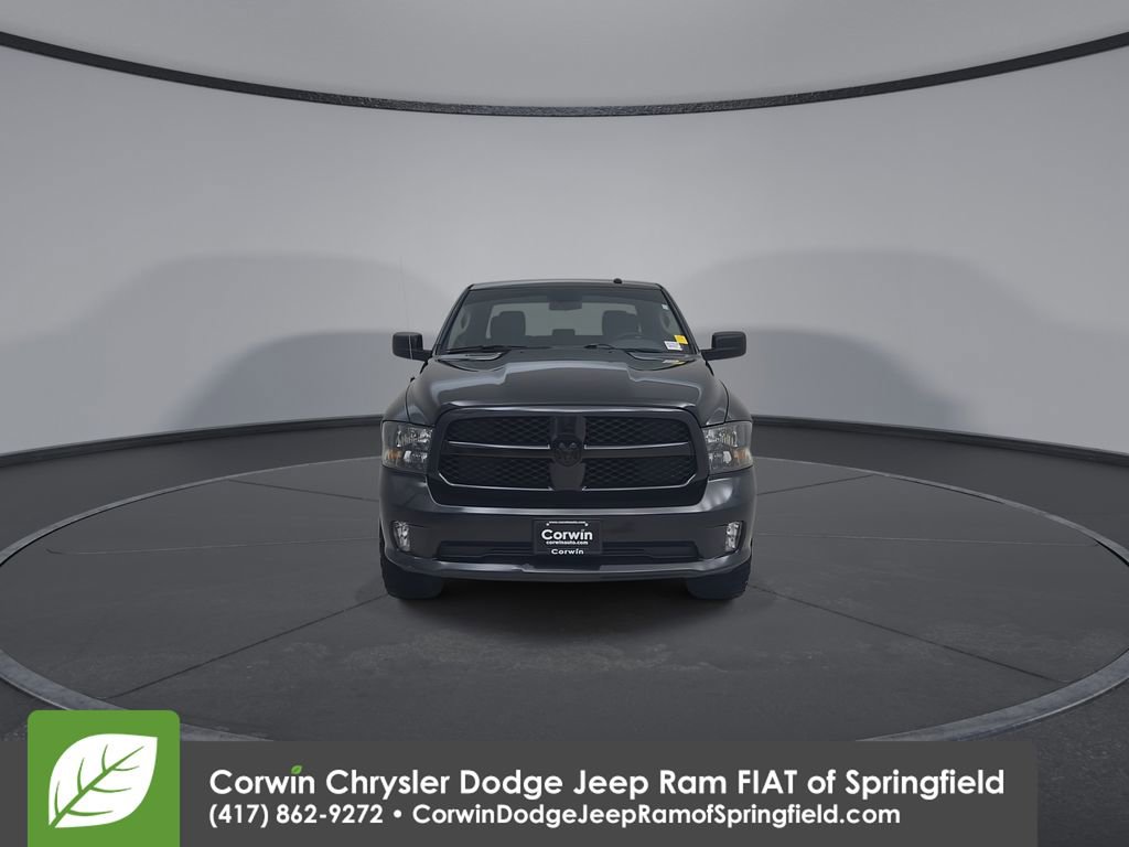 Used 2017 RAM 1500 Express w/ Black Ram 1500 Express Group image 5