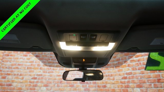 Used 2022 Nissan Rogue SV w/ SV Premium Package image 33