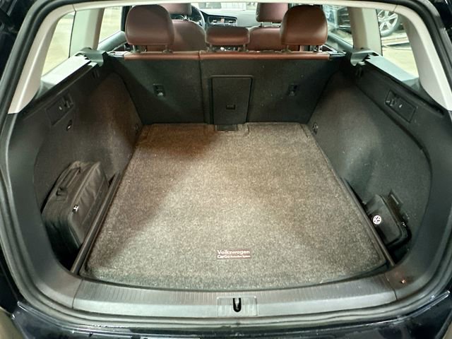 Used 2019 Volkswagen Golf Alltrack image 29