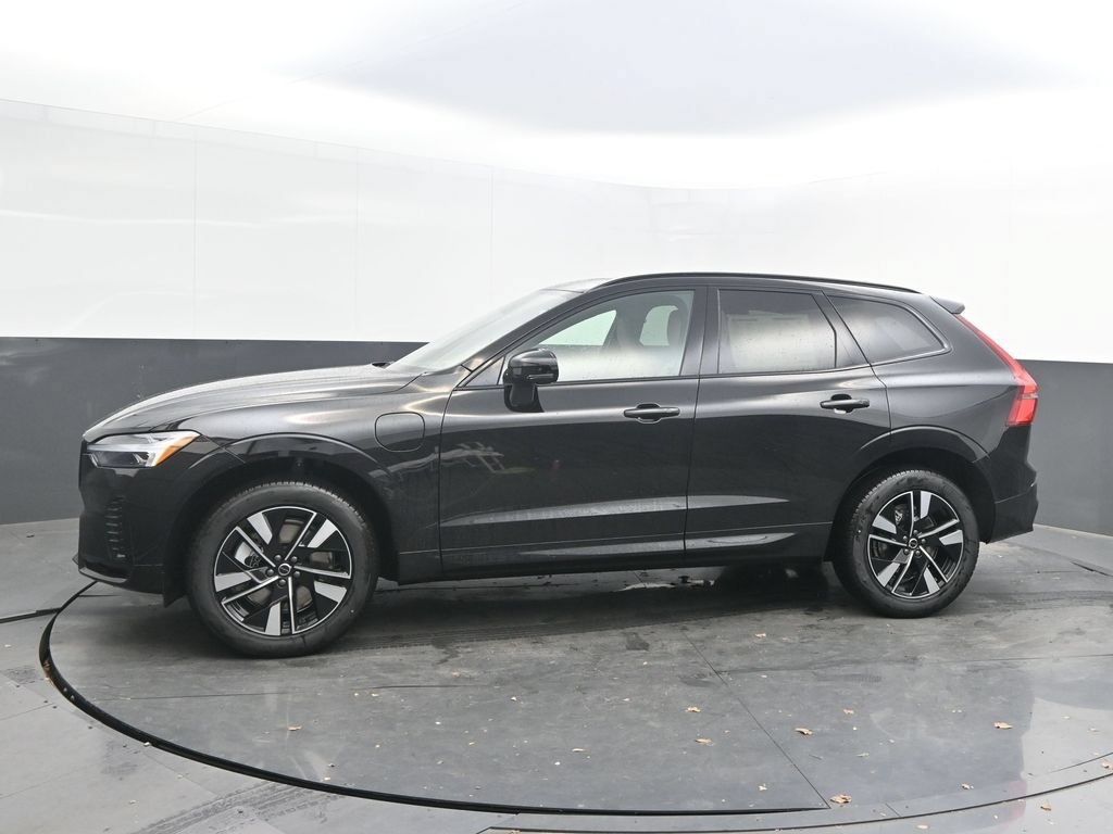 New 2026 Volvo XC60 T8 Core w/ Climate Package AWD/4WD image 2